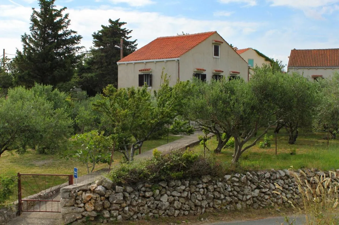 Holiday House With A Parking Space Sveti Jakov, Losinj - 7950 Nerezine